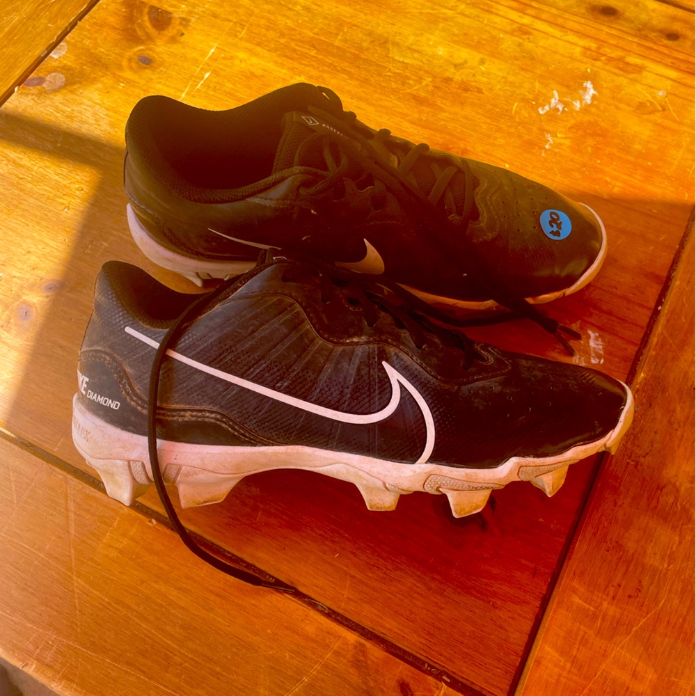 Nike Baseball Shoes worn for 1 season excellent condition